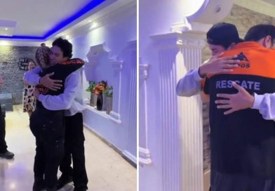 "Son ángeles": Entre lágrimas y abrazos, venezolano agradece a sus rescatistas mexicanos (VIDEO)