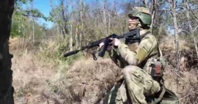 VIDEO: Militares rusos hacen llover proyectiles sobre minas enemigas y avanzan en el frente