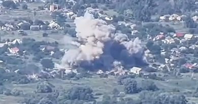 VIDEO: Su-34 rusos golpean con precisión puntos clave de las fuerzas ucranianas