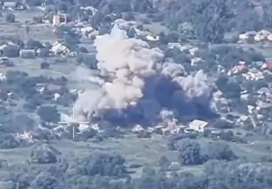 VIDEO: Su-34 rusos golpean con precisión puntos clave de las fuerzas ucranianas