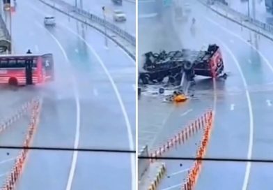 VIDEOS: Autobús con pasajeros pierde el control en plena lluvia y sufre aparatoso accidente