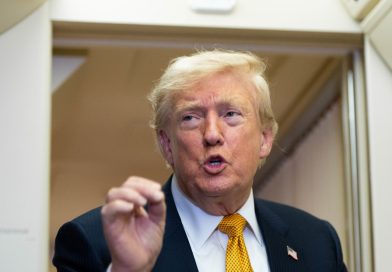 "Ya se han dado las órdenes": Trump dice que el Ejército de EE.UU. está listo para destruir por completo a Irán