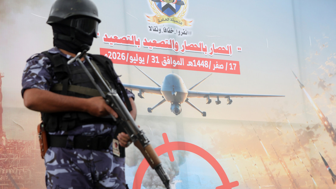 Los hutíes de Yemen atacan un "objetivo sensible" en un aeropuerto de Arabia Saudita