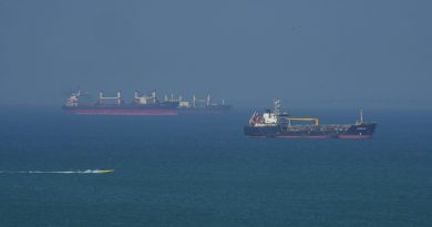 Bloomberg: Irán baraja una concesión para alcanzar un acuerdo en Ormuz