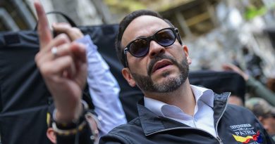 Cómo un vendedor ambulante llegó a ser invitado especial en la posesión de Abelardo de la Espriella