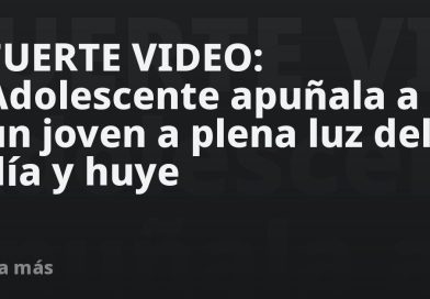 FUERTE VIDEO: Adolescente apuñala a un joven a plena luz del día y huye