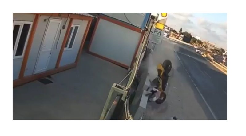 FUERTE VIDEO: Compra una moto y muere dos horas después en un accidente