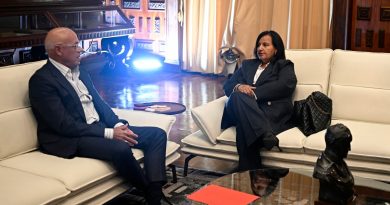 Jorge Rodríguez y Dinorah Figuera