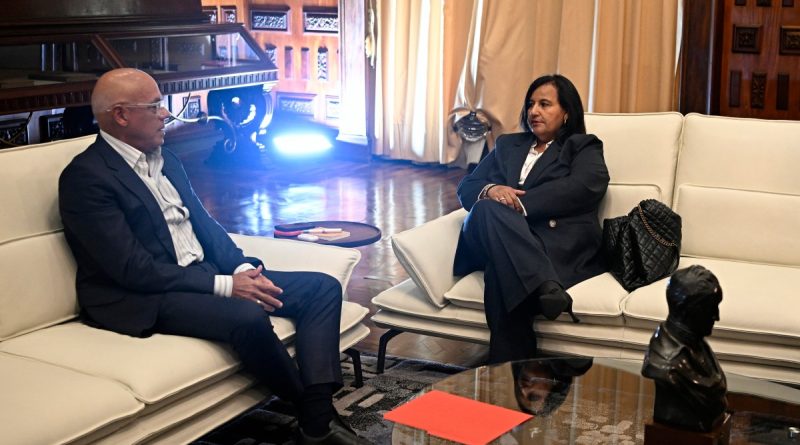 Jorge Rodríguez y Dinorah Figuera
