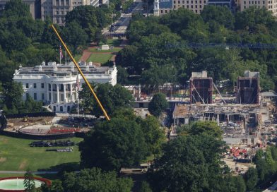 Jueces frenan el salón de baile de la Casa Blanca y recuerdan a Trump que es un "inquilino temporal"