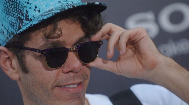 Lo que dijo el popular bloguero en el hospital tras autolesionarse durante la transmisión