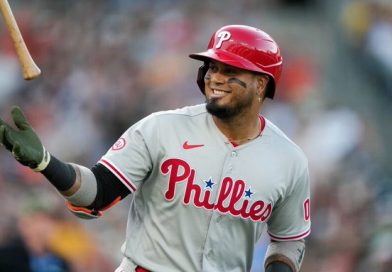 Luis Arráez - MLB