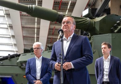 Ministro alemán desvela por accidente un secreto militar sobre el envío de armas a Ucrania