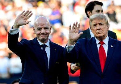 Reportan que Infantino pidió auxilio a Trump para tratar de salvar su puesto en la FIFA