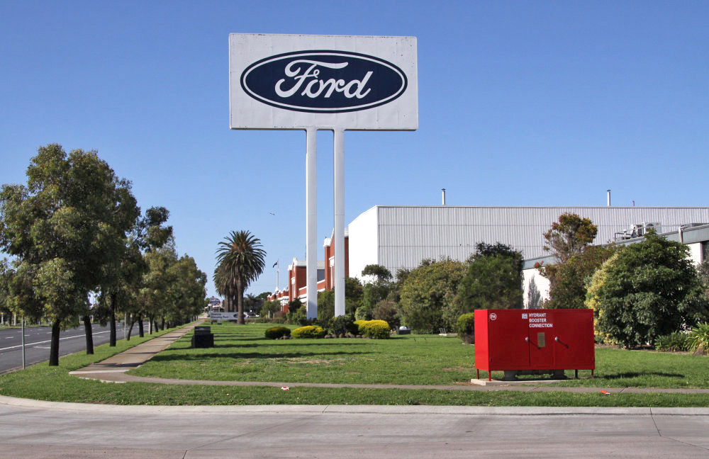 Ford comercializará vehículos en dólares