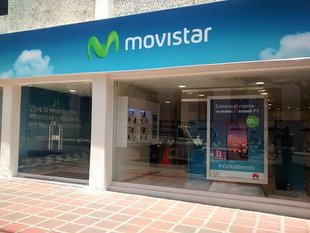Movistar realizó una clínica de fútbol