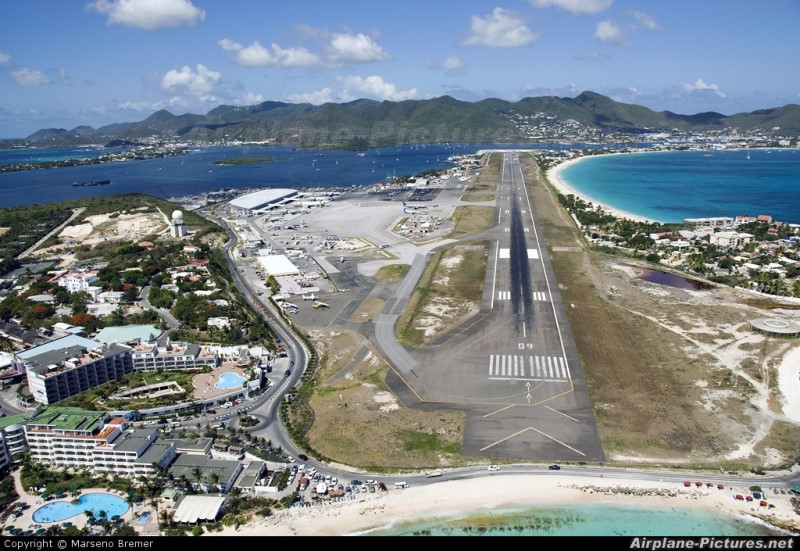 Carlos Luis Michel Fumero - Aeropuertos 4 - St. Maarten