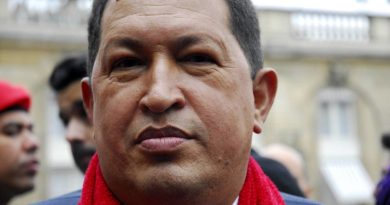 Caracas rinde homenaje a Hugo Chávez con un concierto la víspera del 10.º aniversario de su muerte