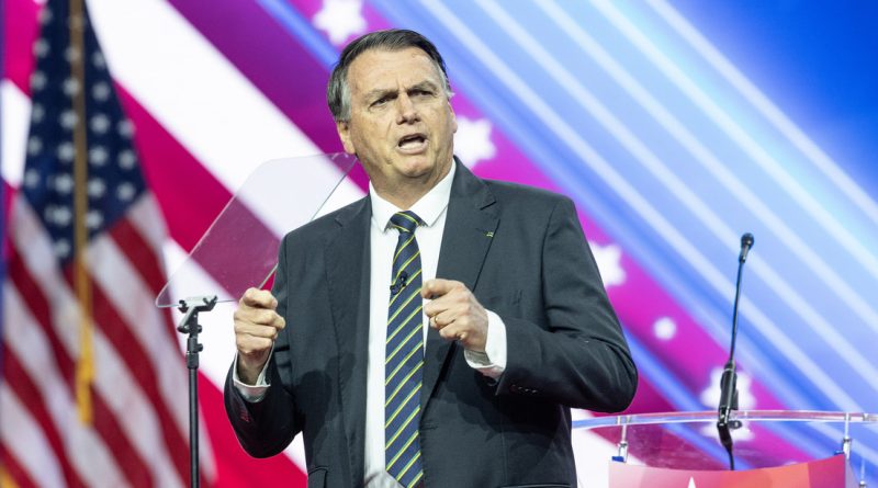 "Mi misión no ha terminado": Bolsonaro reaparece en público durante un evento político en EE.UU.
