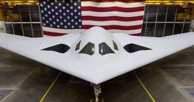 EE.UU. presenta nuevas y más detalladas imágenes de su futurista bombardero B-21 Raider