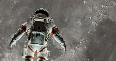 La NASA presenta un nuevo traje espacial para viajar a la Luna