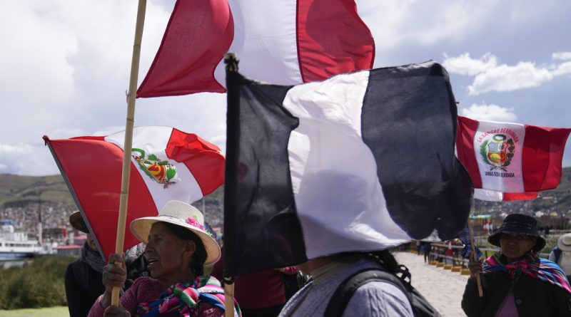 Miles de peruanos se manifiestan contra el Gobierno de Dina Boluarte (VIDEOS)