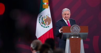 La 'industria del derrocamiento' detrás de la estrategia para sabotear el proyecto de López Obrador