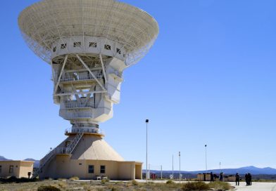 "No están mirando las estrellas": Congresista de EE.UU. tacha de "aterradora" la existencia de una estación satelital china en Argentina