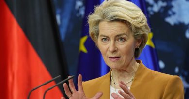Von der Leyen: Ucrania será un "factor determinante" en las relaciones entre la UE y China