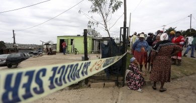 Asesinan a tiros a 10 familiares, incluidas 7 mujeres y un menor, dentro de su casa en Sudáfrica