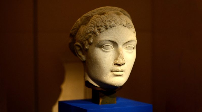 Cleopatra "era de piel clara": Egipto da una lección a Netflix por su polémico documental