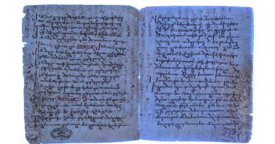 Descubren un fragmento 'oculto' de la Biblia de 1.750 años de antigüedad