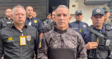 Autoridades venezolanas realizan operativo fronterizo contra paramilitares colombianos