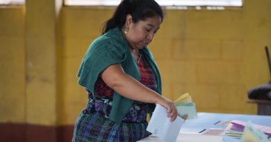 Cierran los colegios electorales en Guatemala