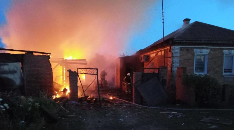 Dos muertos y seis heridos tras un bombardeo ucraniano en un pueblo cerca de la ciudad rusa de Bélgorod