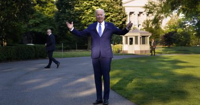 La salud de Biden es un problema de seguridad nacional de EE.UU., dice exmédico de la Casa Blanca