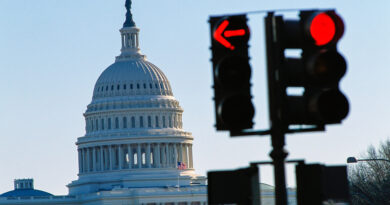 Cámara de Representantes de EE.UU. seguirá intentando recortar gastos pese al riesgo de cierre del Gobierno