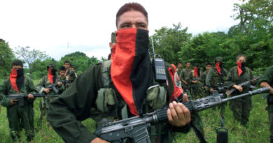 El ELN intercepta una caravana humanitaria y se lleva a 8 personas recién liberadas por disidencias de las FARC