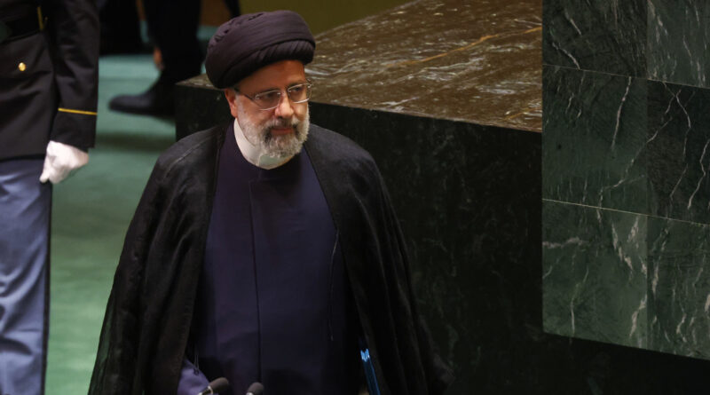 El presidente iraní explica las razones detrás del aumento de niveles del enriquecimiento de uranio