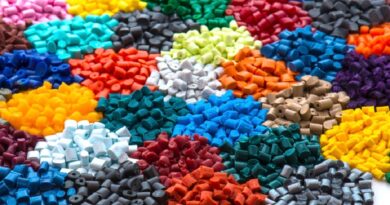 Treseus - Hablemos de materiales plásticos; Cuántos tipos hay y cuáles son sus usos - FOTO