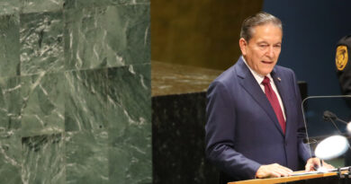 Presidente de Panamá anuncia una consulta popular para decidir el futuro del contrato minero