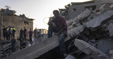 Israel dice que ha dividido la Franja de Gaza en dos