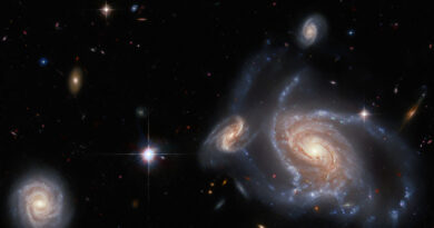 El Hubble capta una conjunción de distantes galaxias espirales