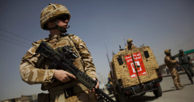 Los británicos deberían prepararse para librar una guerra terrestre, dice el jefe del Ejército