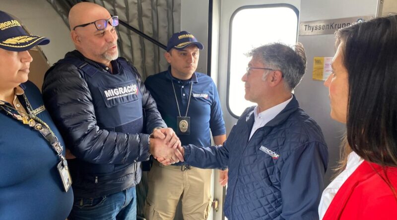 El exparamilitar Salvatore Mancuso llega a Colombia deportado de EE.UU.