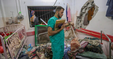 Israel realiza arrestos masivos en el hospital asaltado en el sur de Gaza