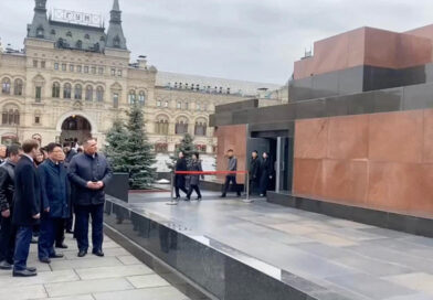 Funcionarios de Corea del Norte visitan el Kremlin de Moscú