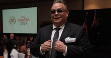 Luis Bautista Garrido Palacios galardonado en Miami con el PVSA Awards 2024 - FOTO